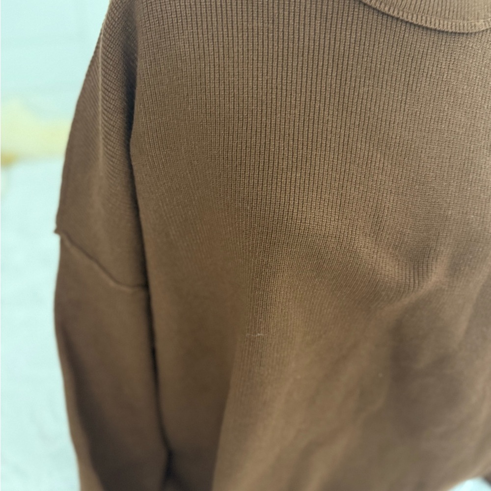 Elegant Brown Crew Neck Sweater - Picture 4 of 13
